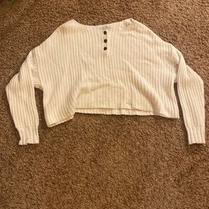 Selling this white American eagle sweater! SIZE:small